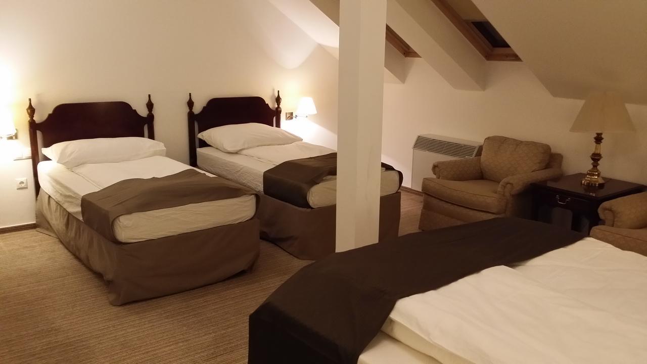 Opera Loft Rooms And Apartments Budapest Eksteriør bilde